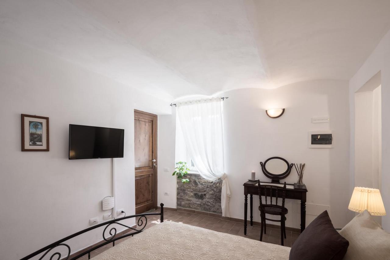 Bed and Breakfast La Crociata Сарцана Экстерьер фото