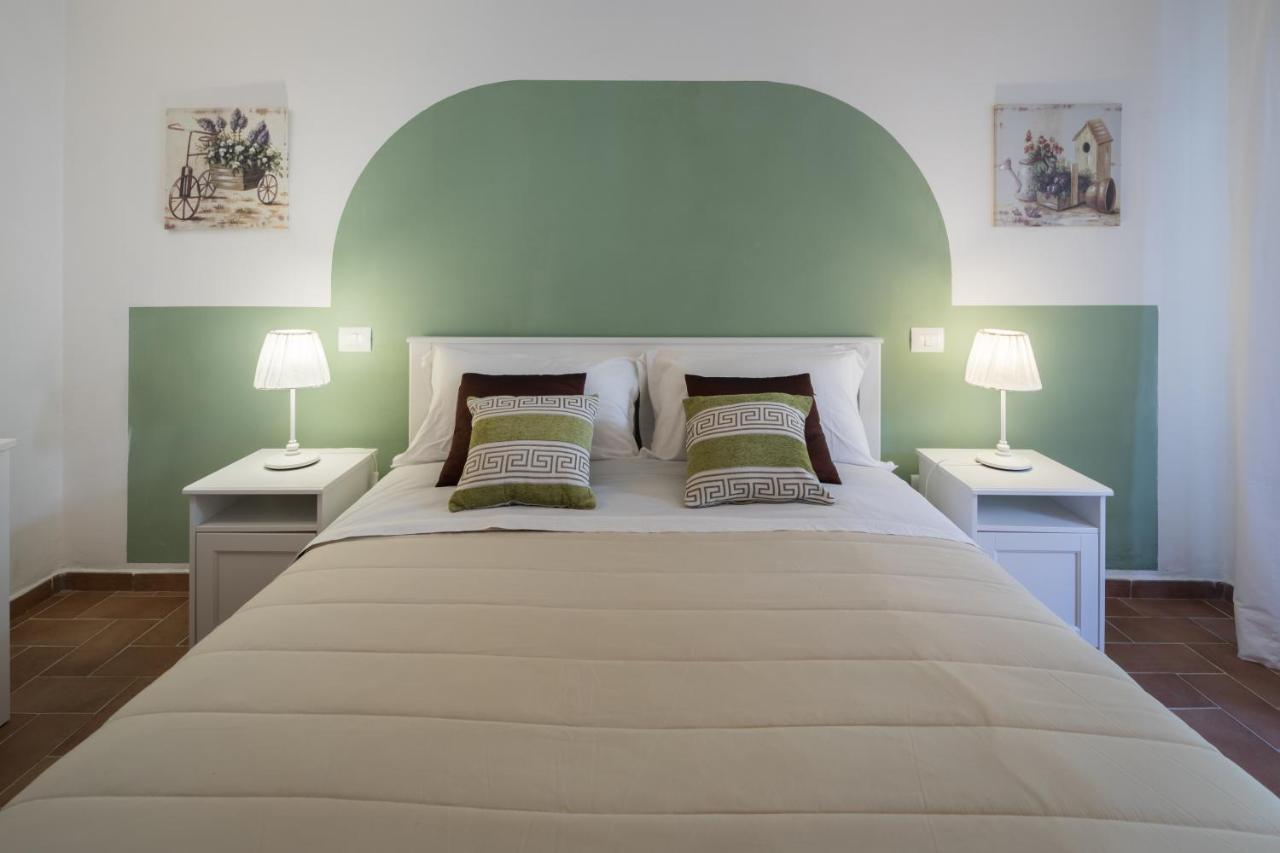 Bed and Breakfast La Crociata Сарцана Экстерьер фото